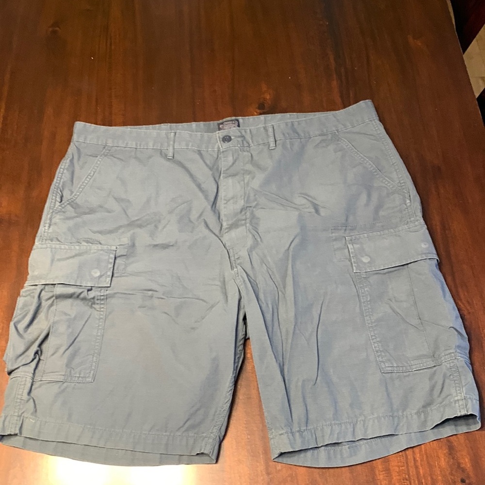 Levi’s Cargo Shorts